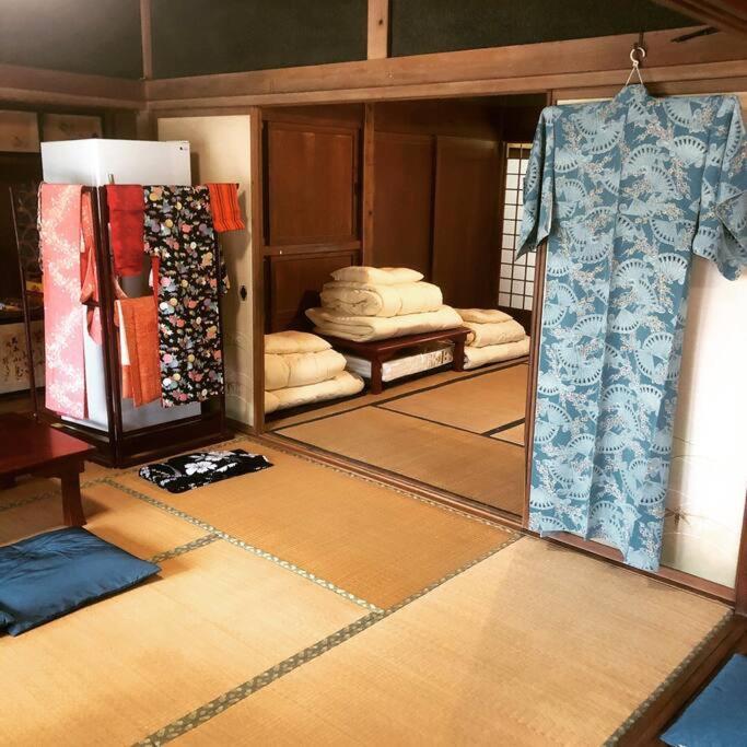 ゲストハウス+カフェわ　１日１組限定！ 築１００年の農家の古民家で宿泊体験、薪でお風呂沸かせます。焚き火もできます。 Kannami Exterior foto